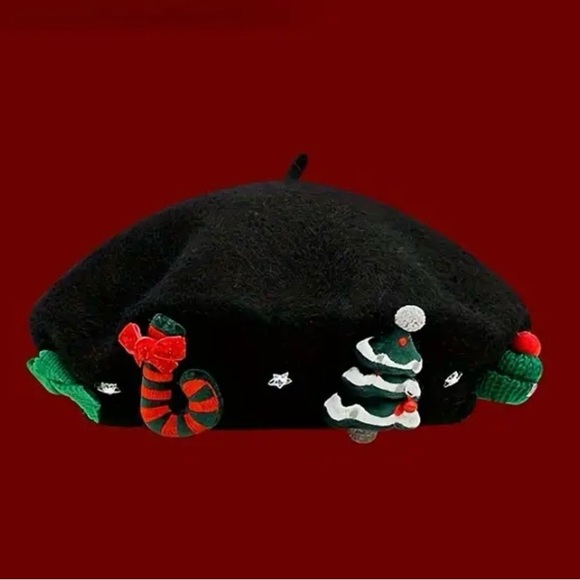 Stylish Christmas Beret - Picture 7 of 12